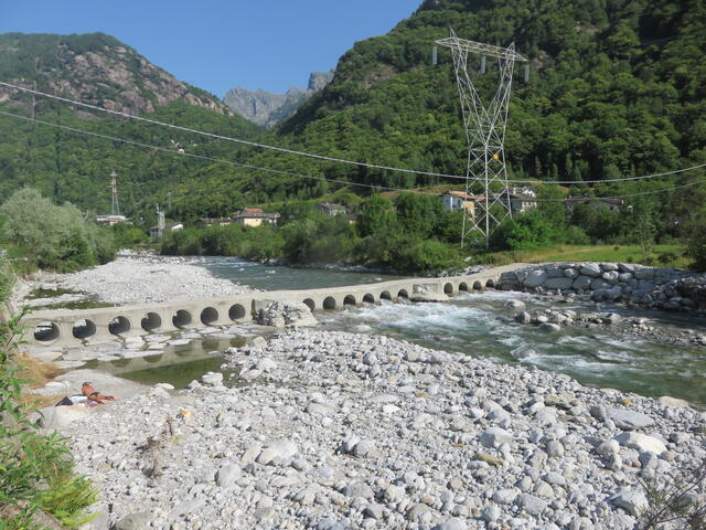 guado sul torrente Orco